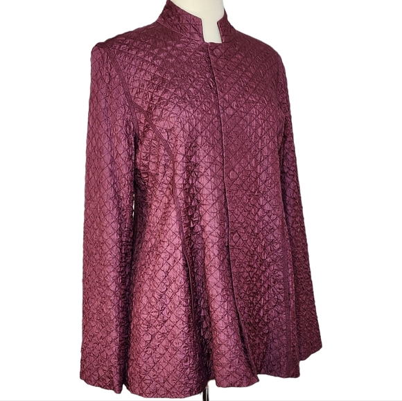 Eileen Fisher 100% Tussah Silk Blazer Jacket in Textured Burgundy Size S - Picture 3 of 12
